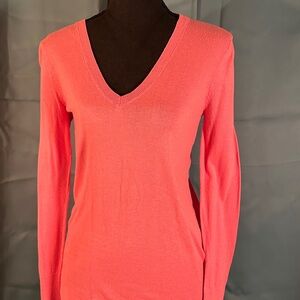 Halogen - Pink V-Neck Knit Top - XS